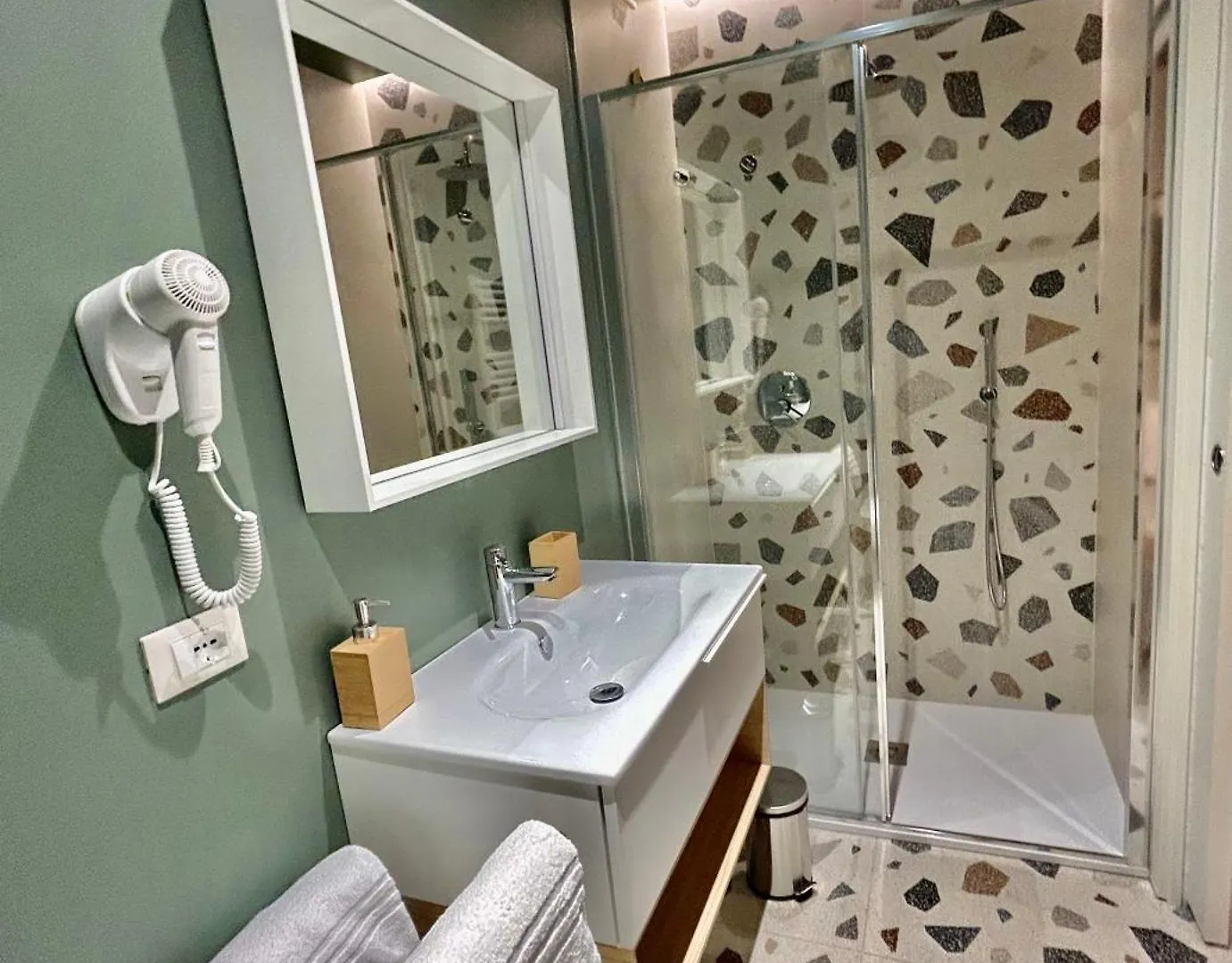 Farini Suites Wi-Fi Venice 0*,