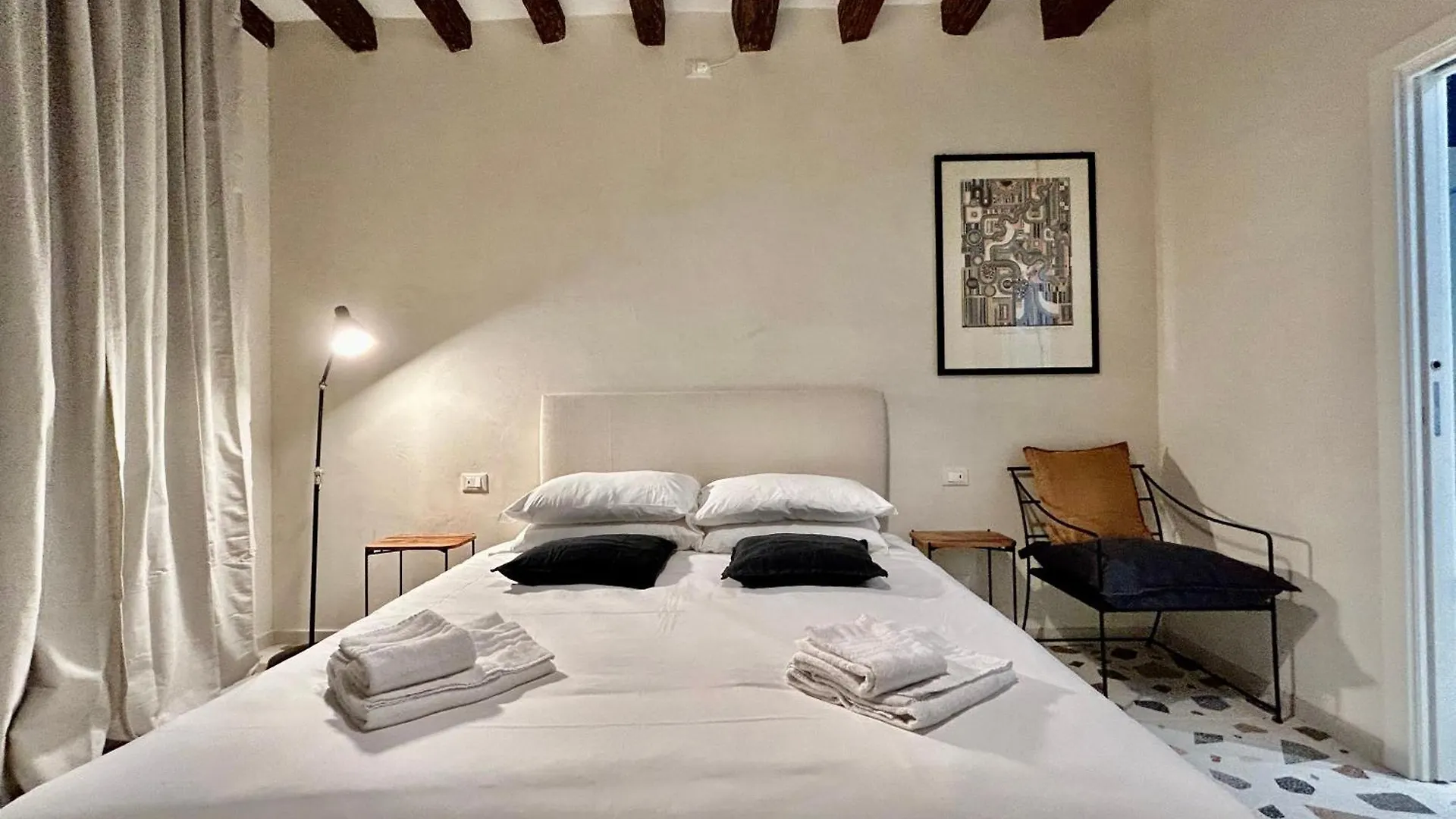 Farini Suites Wi-Fi Venice 0*,  Italy