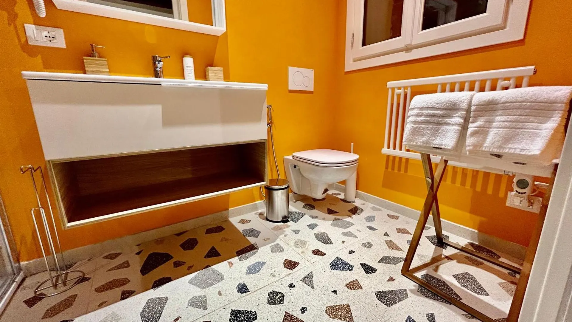 Guest house Farini Suites Wi-Fi Venice