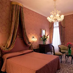 Casa Pisani Canal Гостевой дом