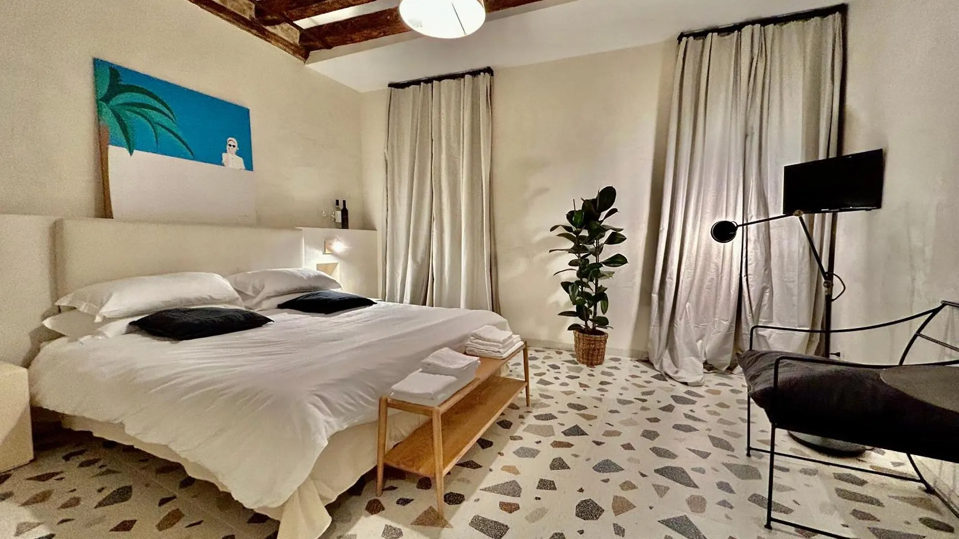 ונציה Farini Suites Wi-Fi 0*,  איטליה